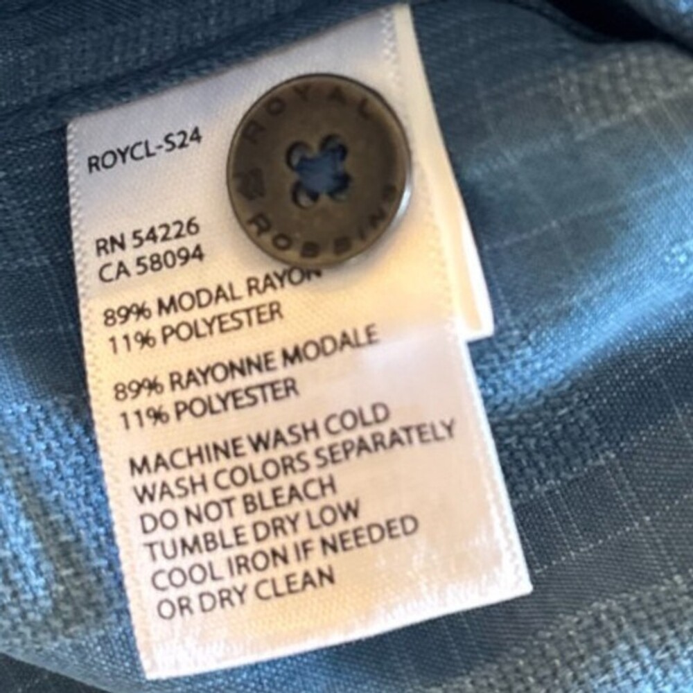 Royal Robbins Short Sleeve Button Up Shirt Mens Small Blue Modal Relaxed Fit - Picture 9 of 12